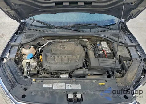 2020 Volkswagen Passat Se z USA, uszkodzony, nr VIN 1VWSA7A38LC024666